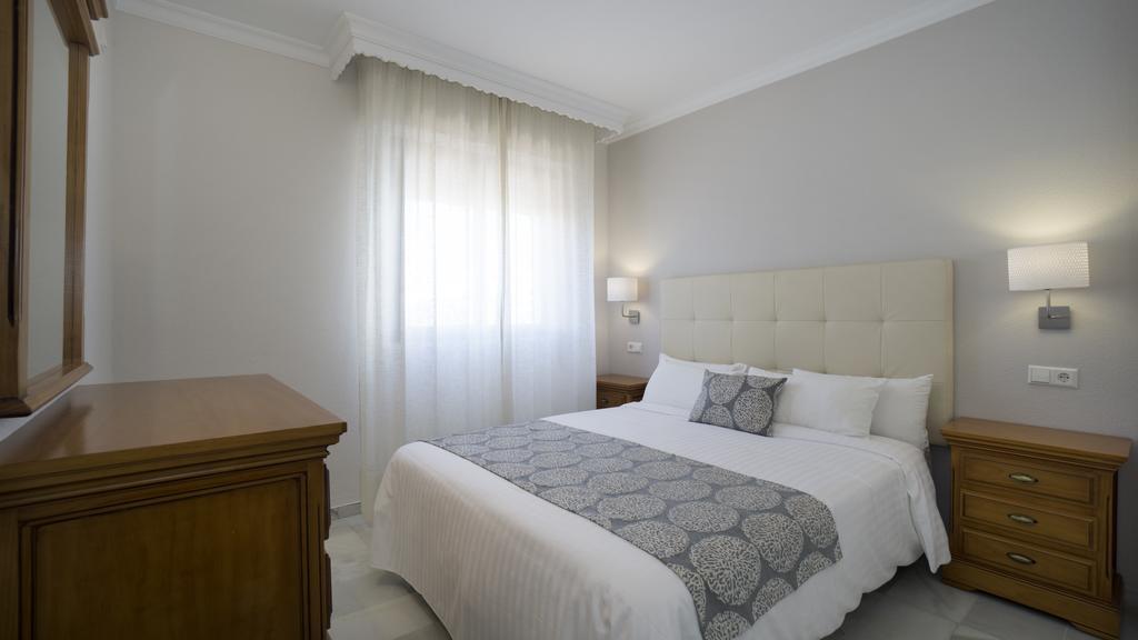 Apartament Club Jardines Del Puerto Marbella Zewnętrze zdjęcie