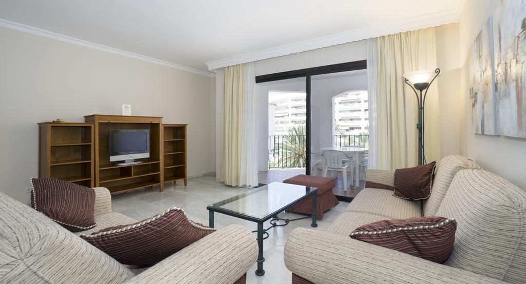 Apartament Club Jardines Del Puerto Marbella Zewnętrze zdjęcie