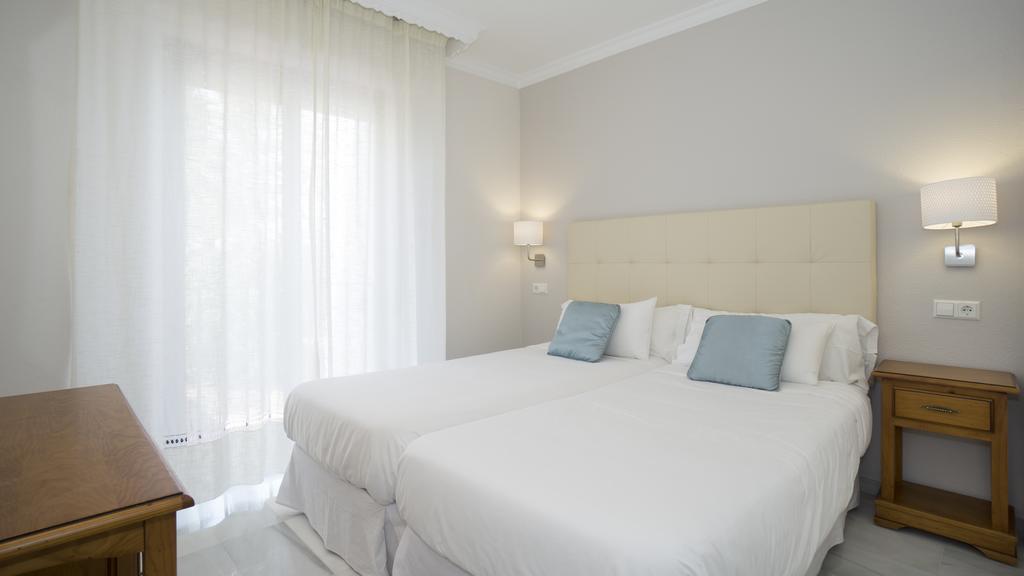 Apartament Club Jardines Del Puerto Marbella Zewnętrze zdjęcie