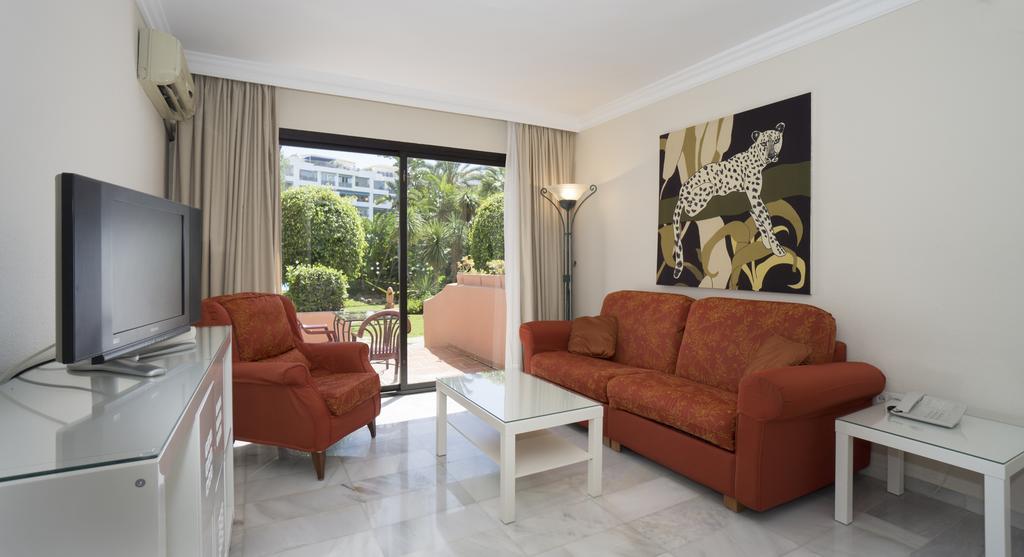 Apartament Club Jardines Del Puerto Marbella Zewnętrze zdjęcie