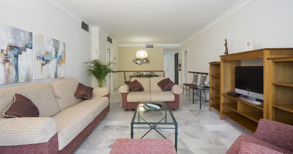 Apartament Club Jardines Del Puerto Marbella Zewnętrze zdjęcie