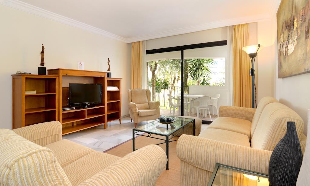 Apartament Club Jardines Del Puerto Marbella Zewnętrze zdjęcie